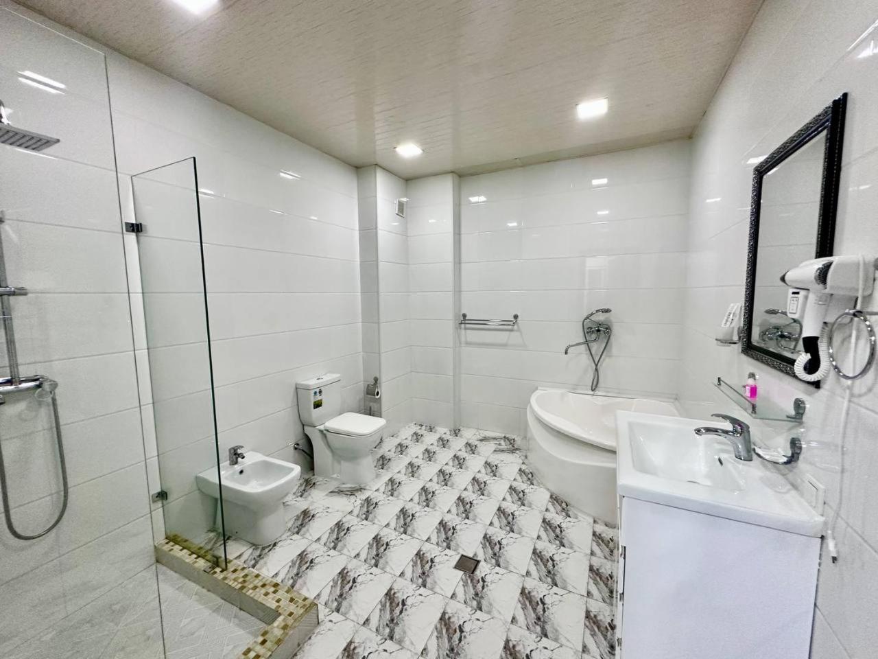 Izza Palace Hotel 150Mbs Wifi Ташкент Екстериор снимка